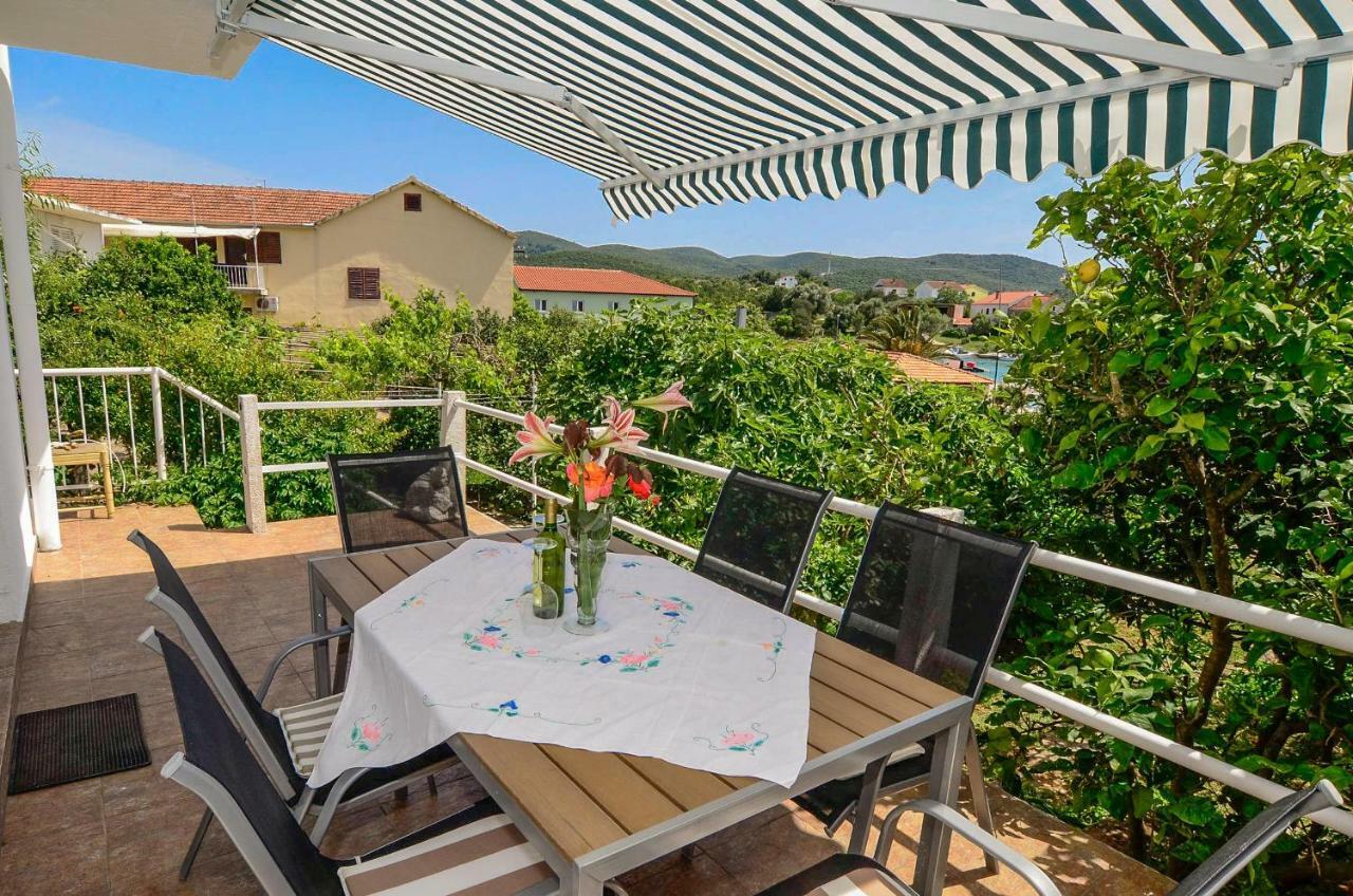 Holiday Home Lovište Dış mekan fotoğraf