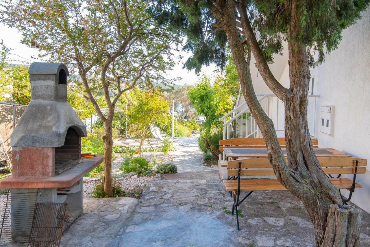 Holiday Home Lovište Dış mekan fotoğraf